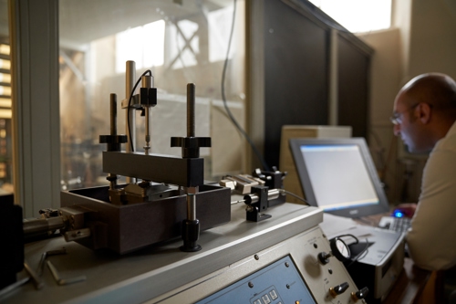 Image engineering lab plus person